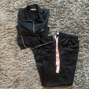 Victoria’s Secret pajama set size large